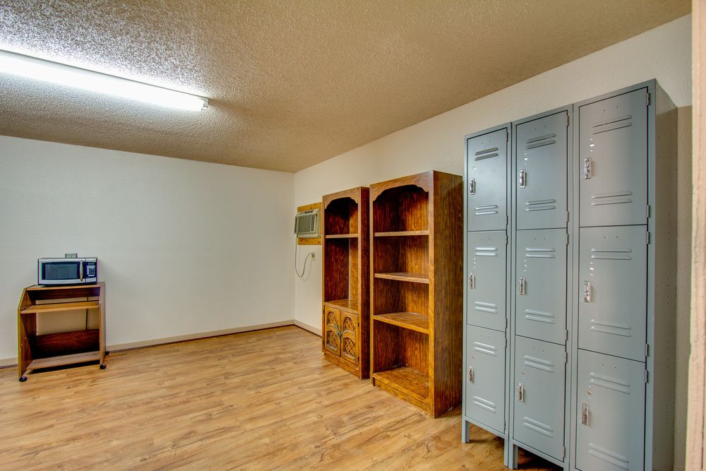 Industrial For Sale: 5655 S Interstate 35, New Braunfels, TX 78132